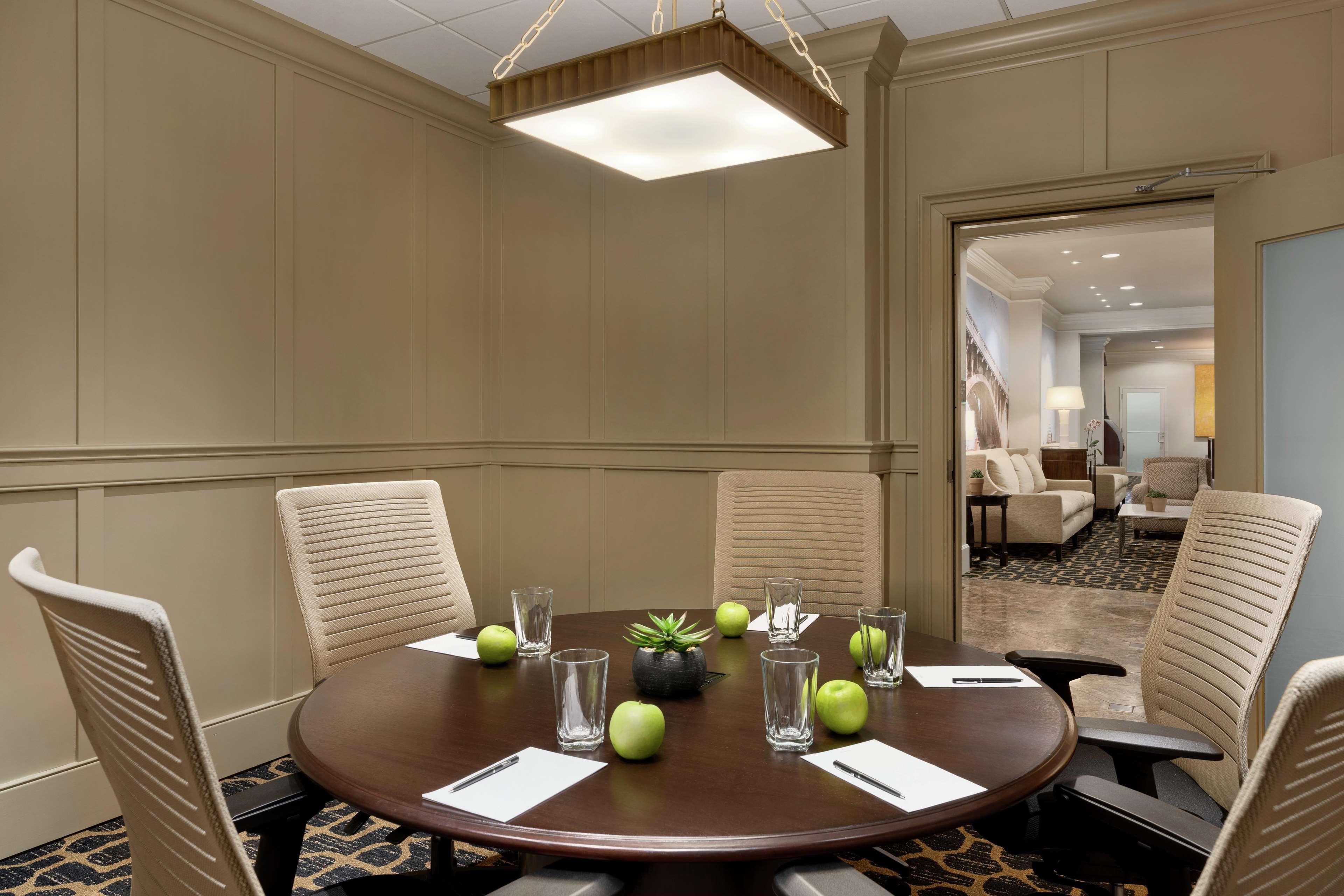 Hilton Columbia Center Hotell Exteriör bild