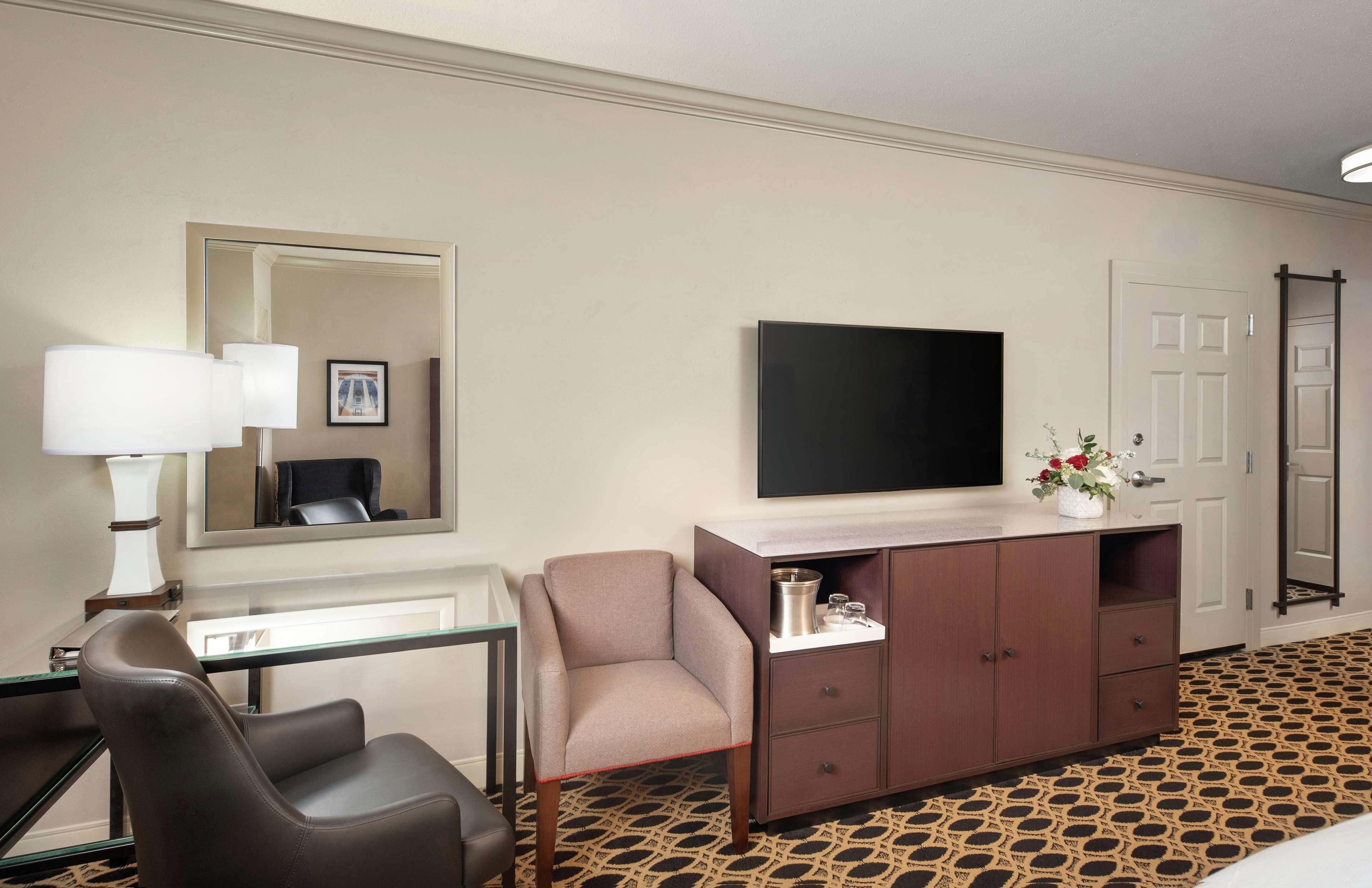 Hilton Columbia Center Hotell Exteriör bild